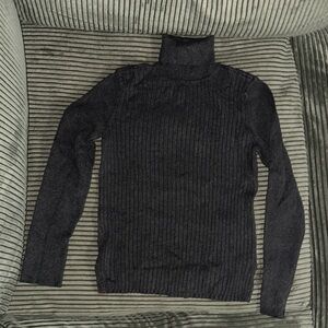Crown & Ivy Dark Gray Turtleneck Sweater